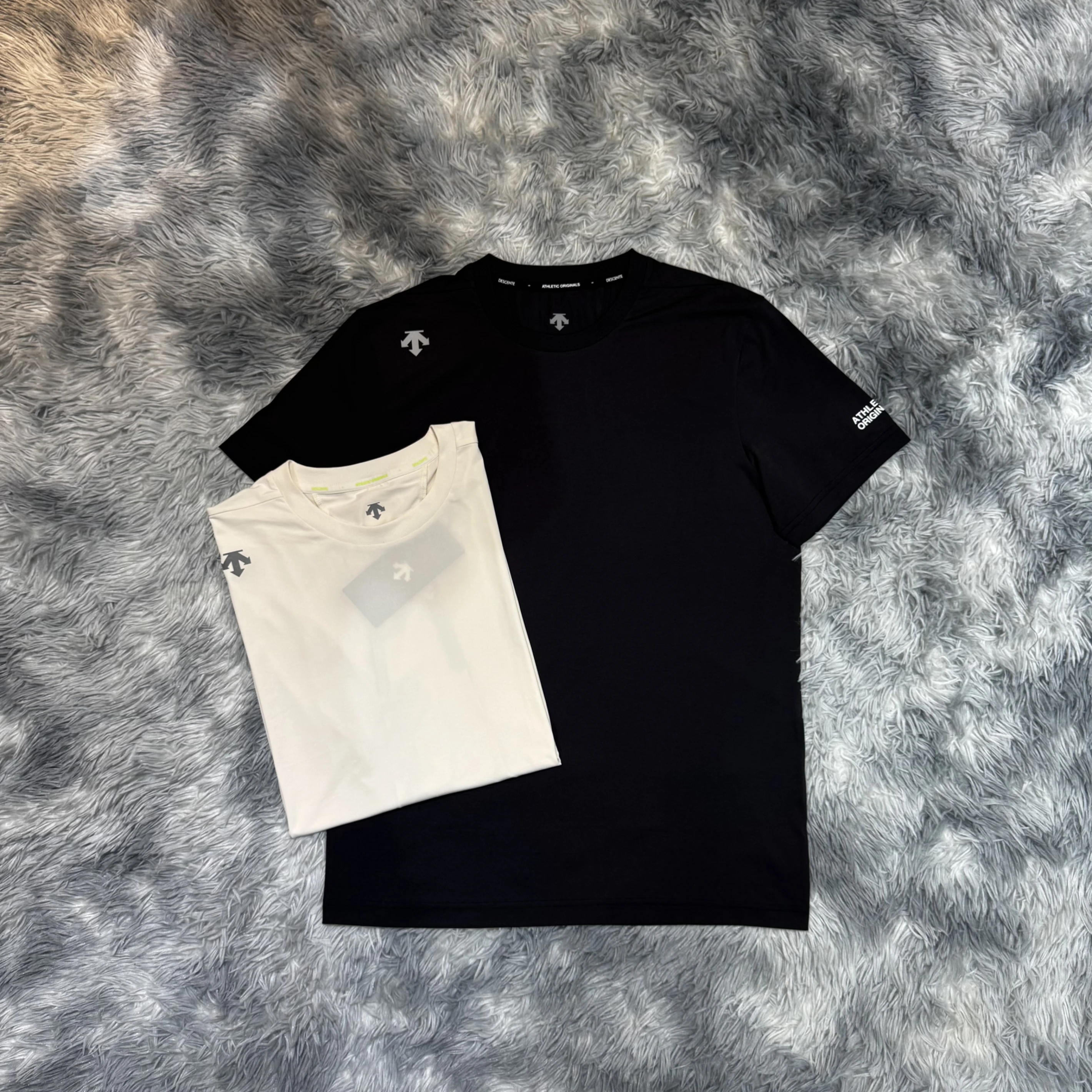 DESCENTE 迪桑特 26SS 運動機能材質 銀標