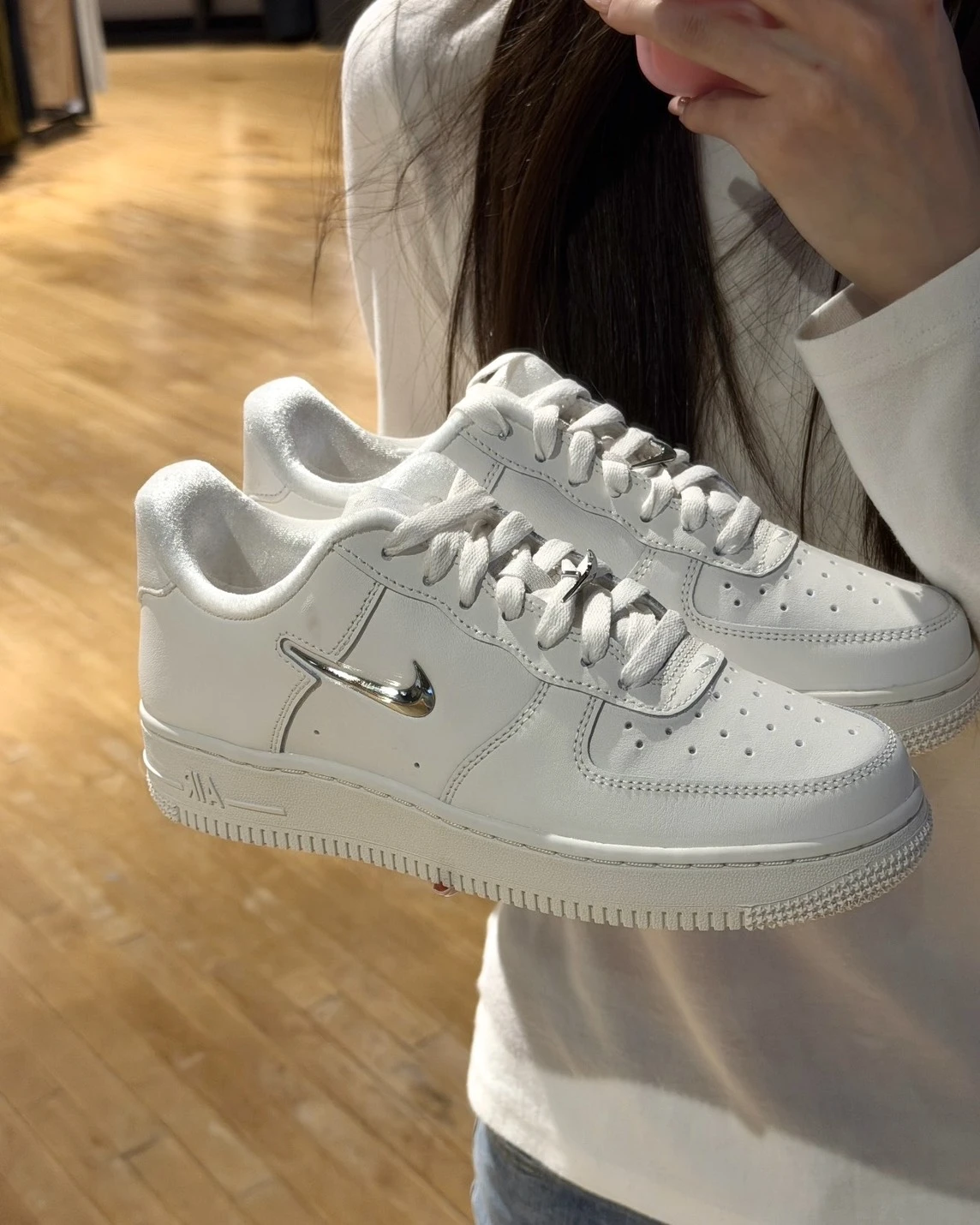 NIKE AIR FORCE 1 '07 立體 液態銀 金屬小銀鉤 IU7558-030