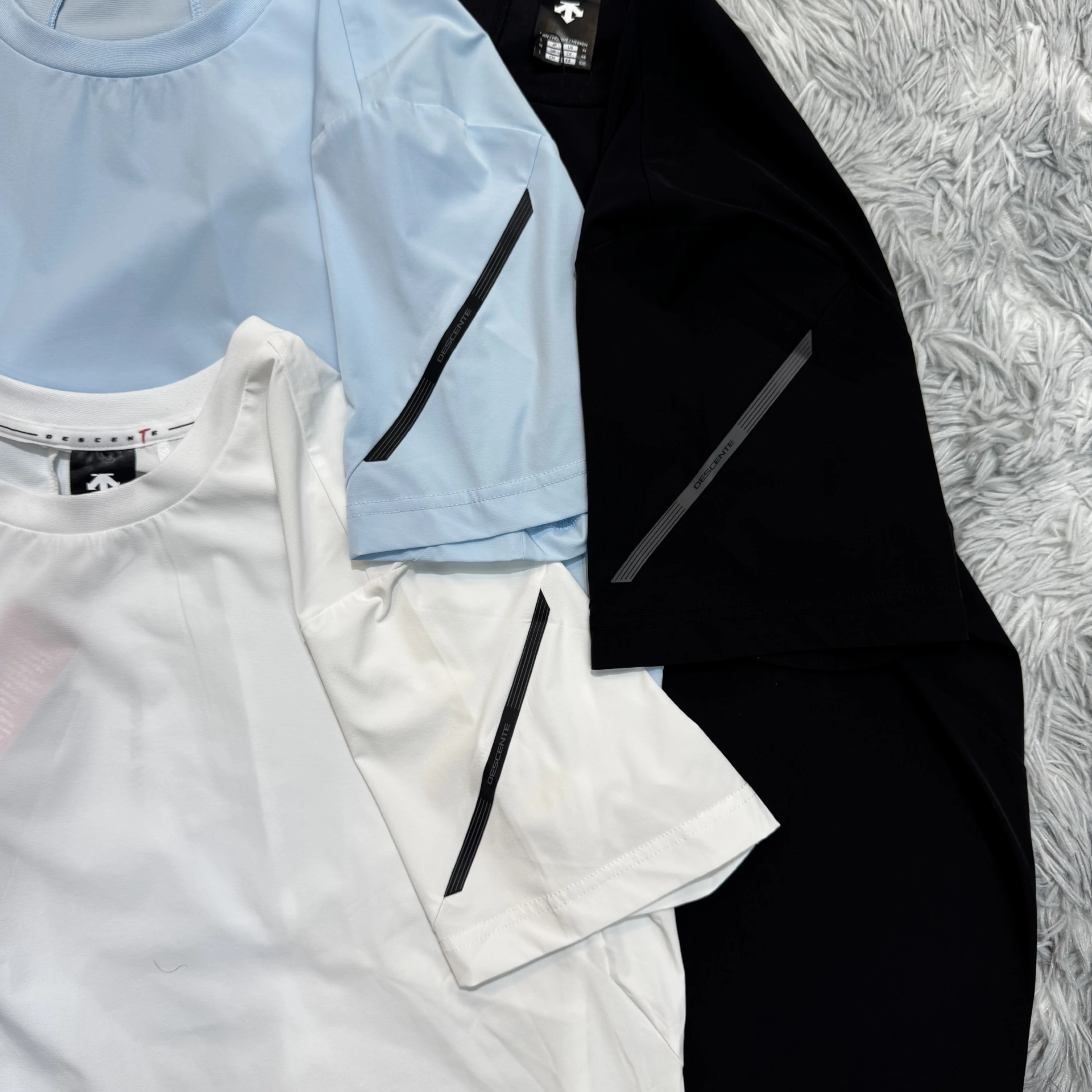 DESCENTE 迪桑特 26SS 小標 後文字 手錶線條文字LOGO 運動涼感材質 短袖