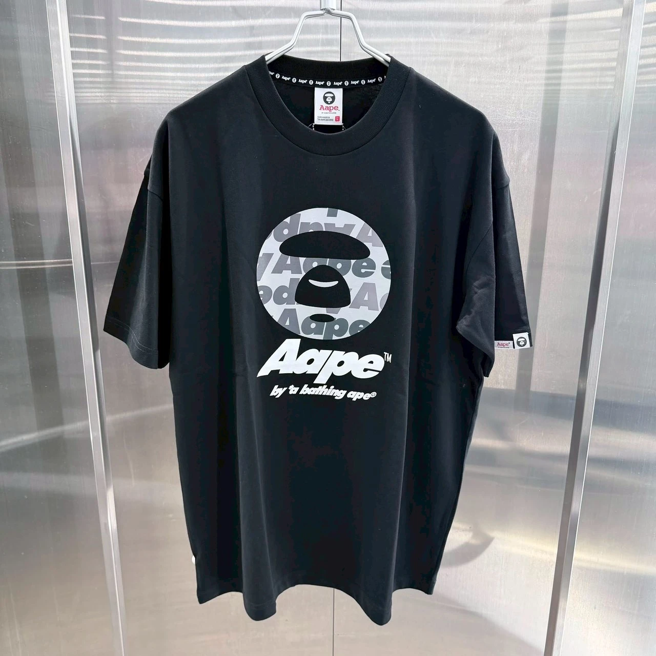 Aape 26SS 大圓人頭 文字 反光 Logo 短袖