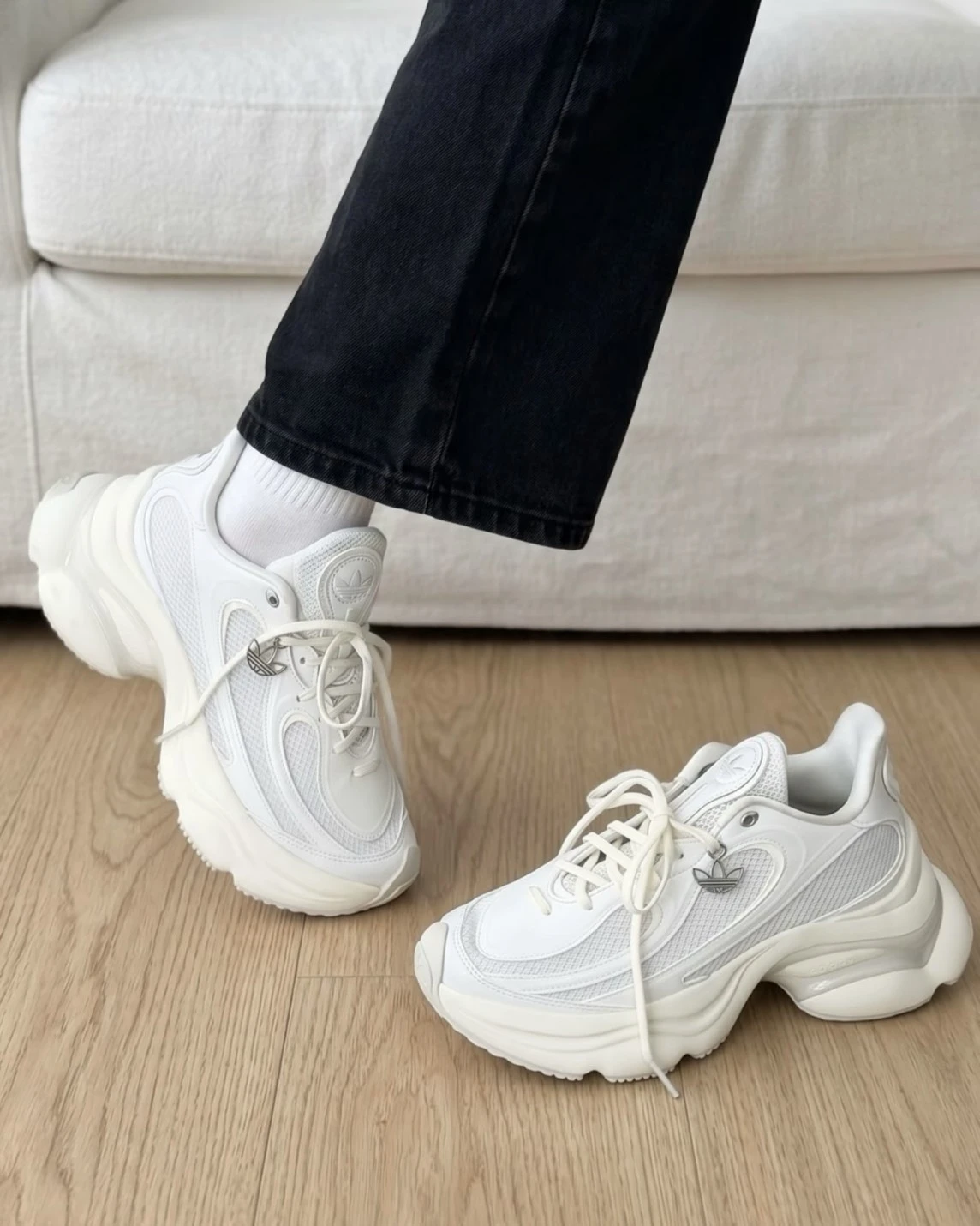 Adidas Originals Ozvenuz W 月光白 復古 厚底 老爹鞋 HQ2676
