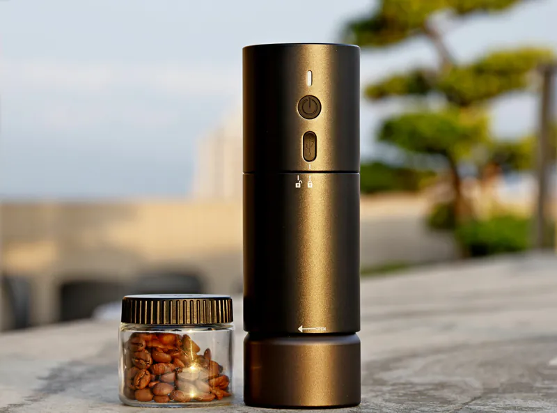 Cool Magic 攜帶式慢磨電動咖啡磨豆機