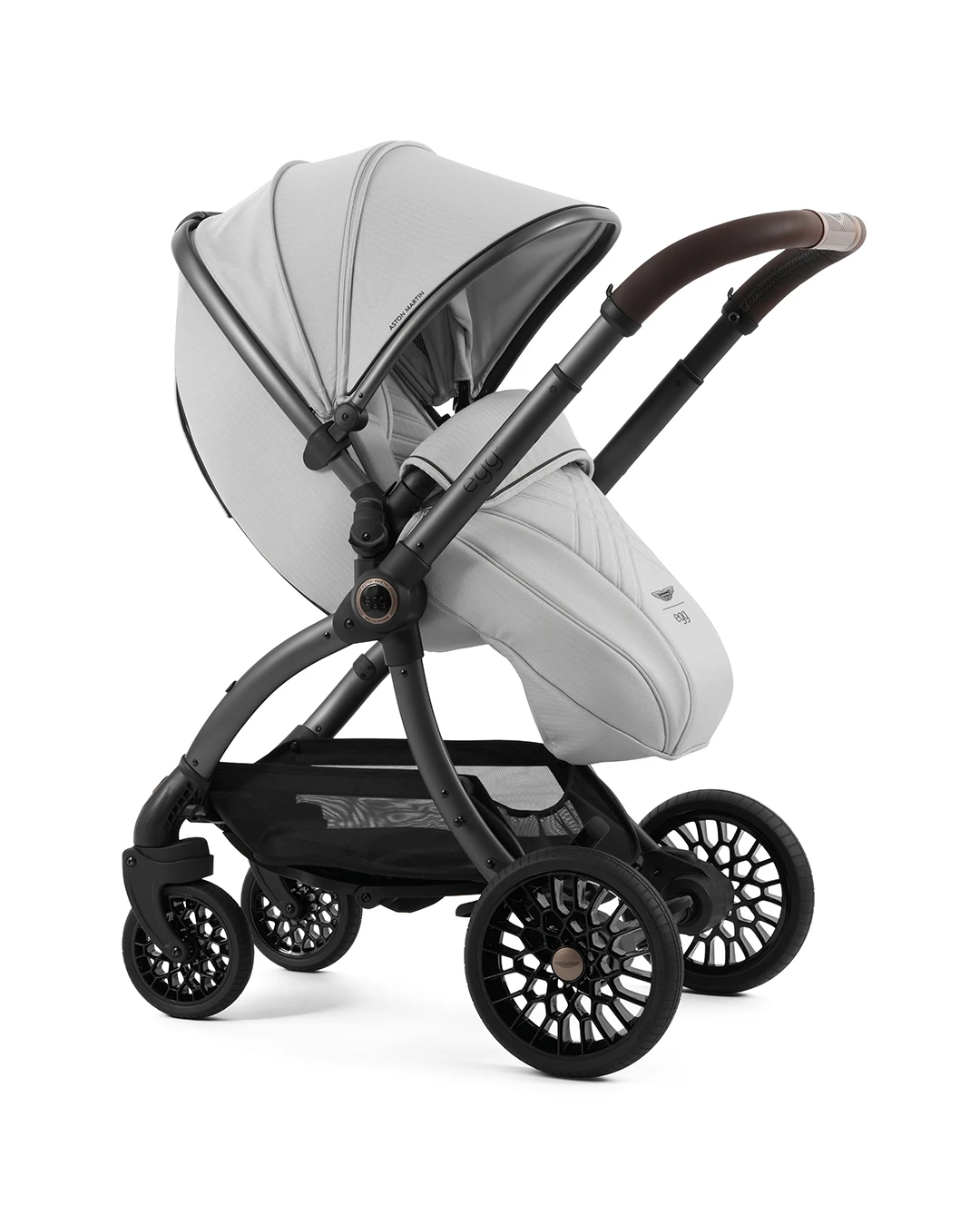 Aston Martin egg3® — Soft Grey