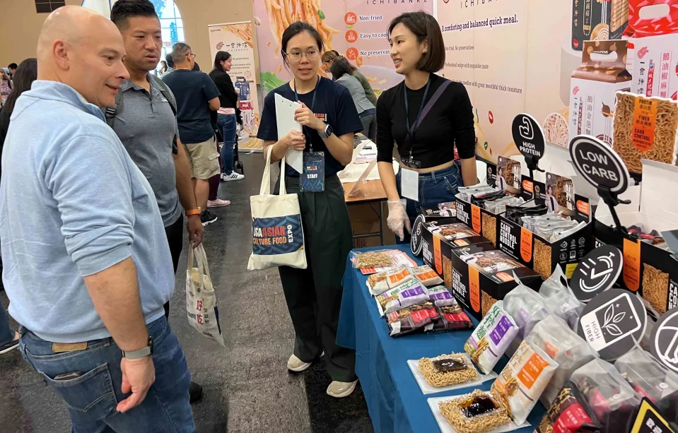 台灣新創拌麵登陸美國 知名通路採購也排隊試吃