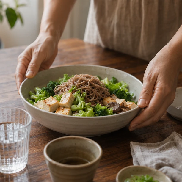 麵條搭配蛋、豆腐、魚肉或雞肉與蔬菜，可以增加一餐的食物種類。
