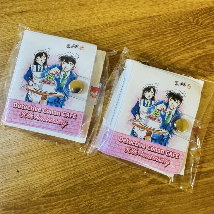 現貨❤️名偵探柯南 30周年紀念 CAFE 書本造型鑰匙圈 小蘭/新一