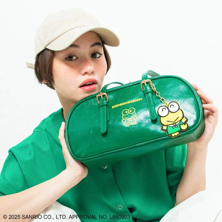 預購🇯🇵ACCOMMODE × Sanrio CoWRAP 系列 Kero Kero Keroppi 大眼蛙 寬版波士頓包