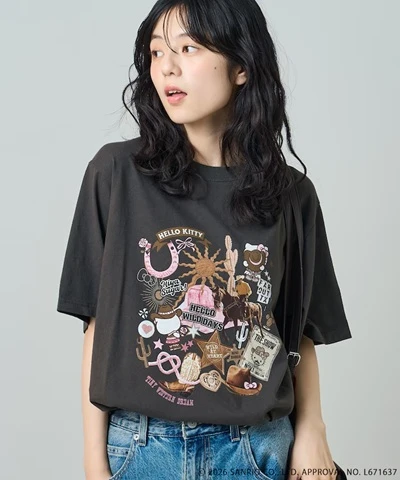 預購🇯🇵FREAK'S STORE × HELLO KITTY 凱蒂貓 西部牛仔拼貼印花T恤（全2色）