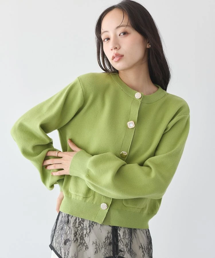 預購🇯🇵earth music&ecology 全4色 水鑽寶石鈕扣×短版 修身針織開襟衫