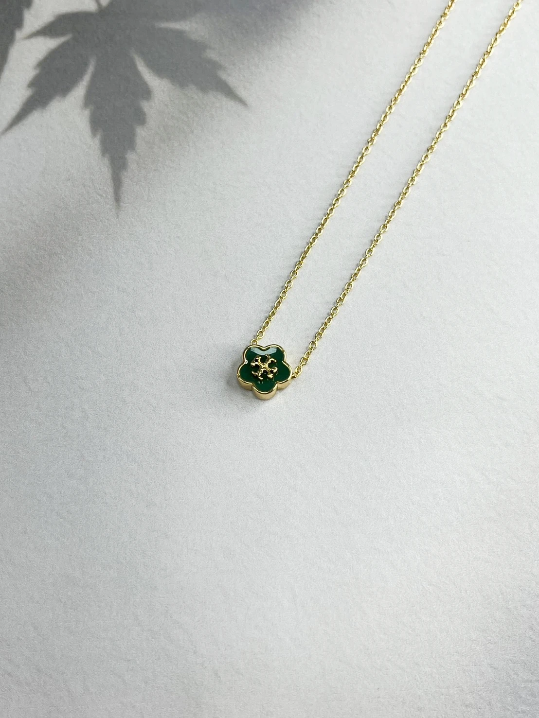 精緻花語｜TORY BURCH 細緻百搭項鍊