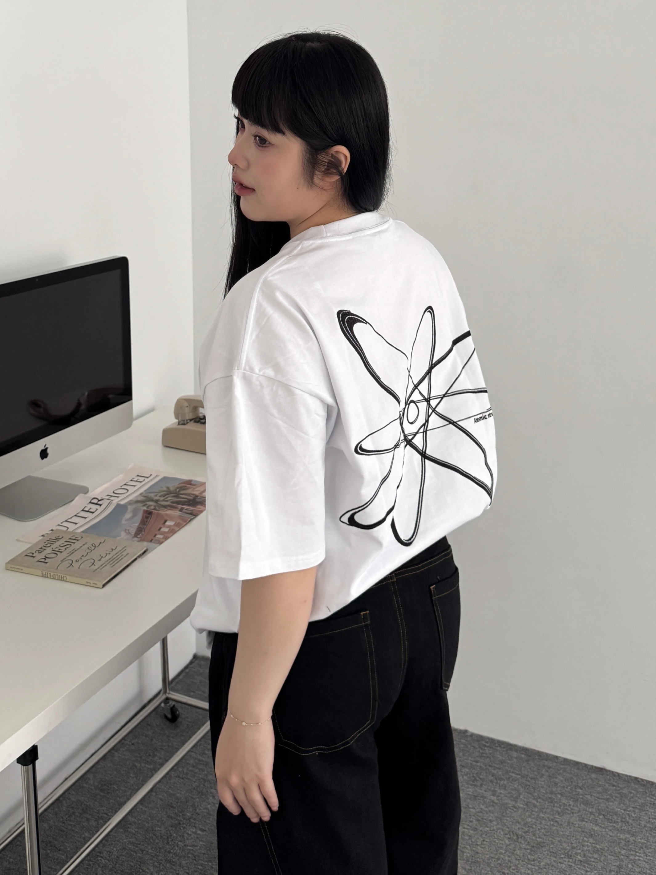 𝘔𝘪𝘴𝘴.𝘉𝘦𝘭𝘭𝘢.重磅宇宙刺繡大踢81176