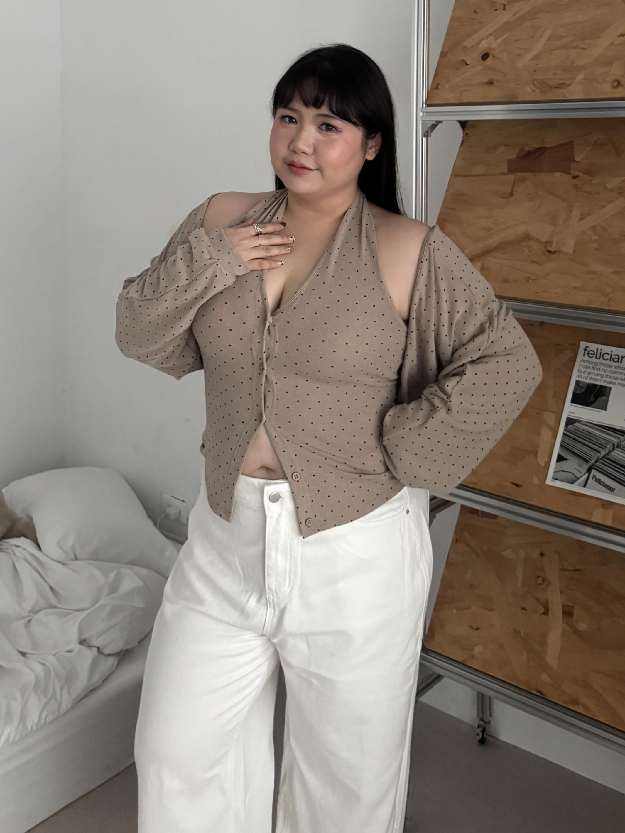 𝘔𝘪𝘴𝘴.𝘉𝘦𝘭𝘭𝘢.一定要有的點點1+1上身3339