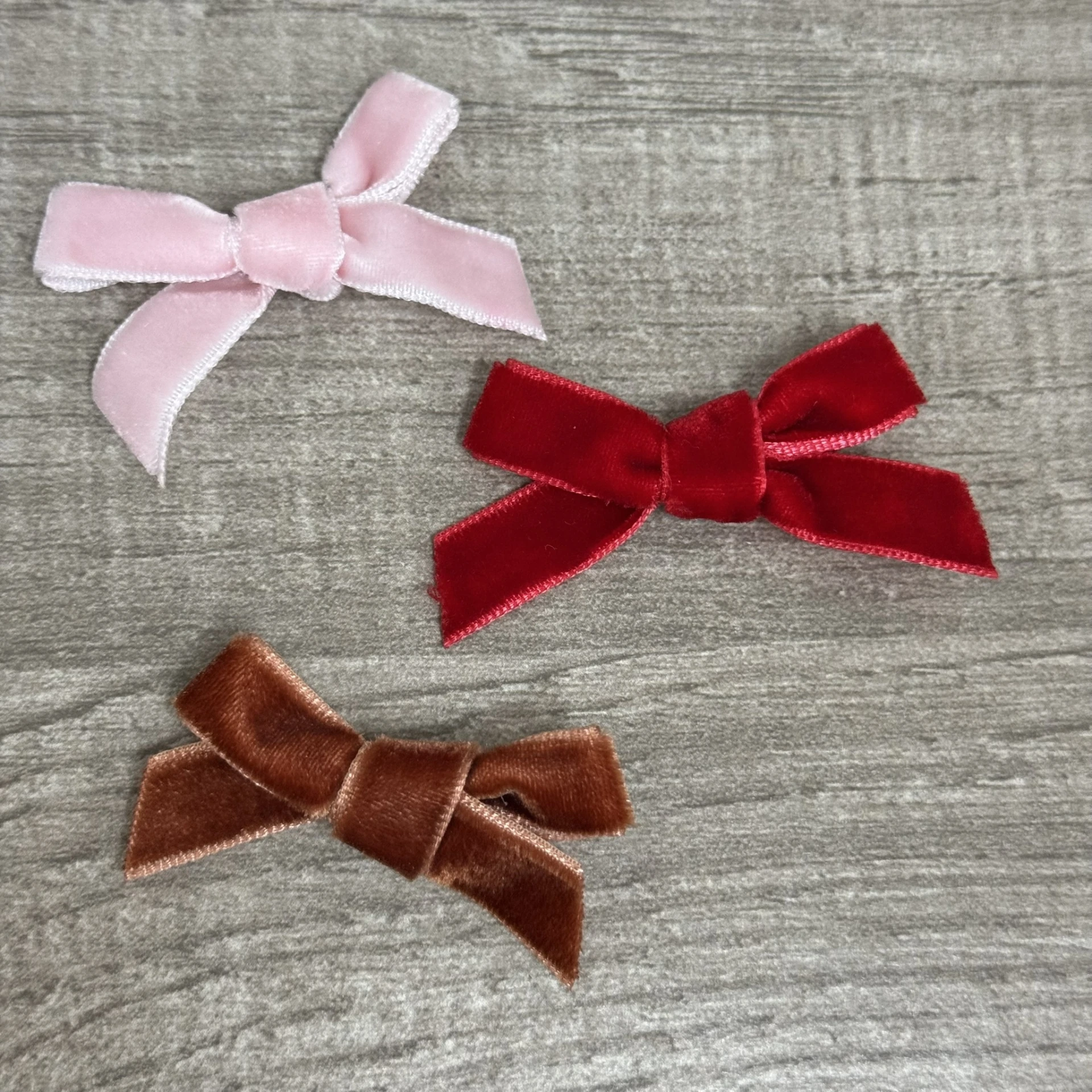 絲絨帶裝飾小蝴蝶結(20入/包)