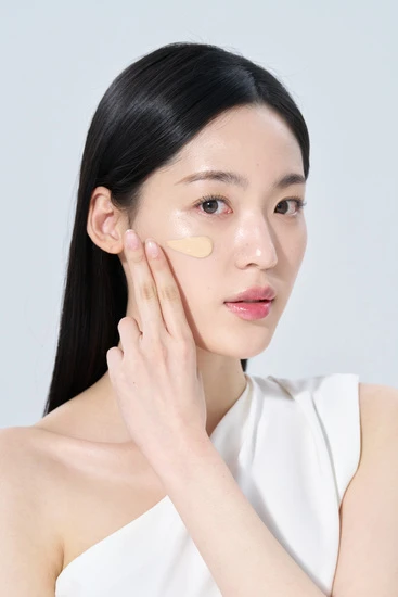 KY 輕透肌逆光賦活BB霜 SPF50+ PA++++