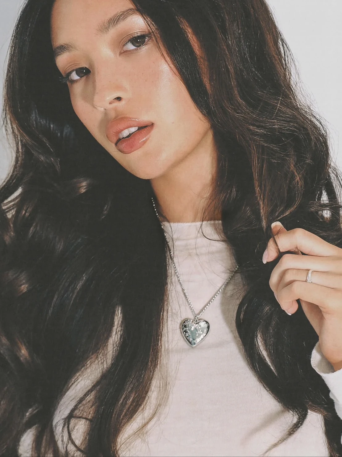 tender openable locket necklace