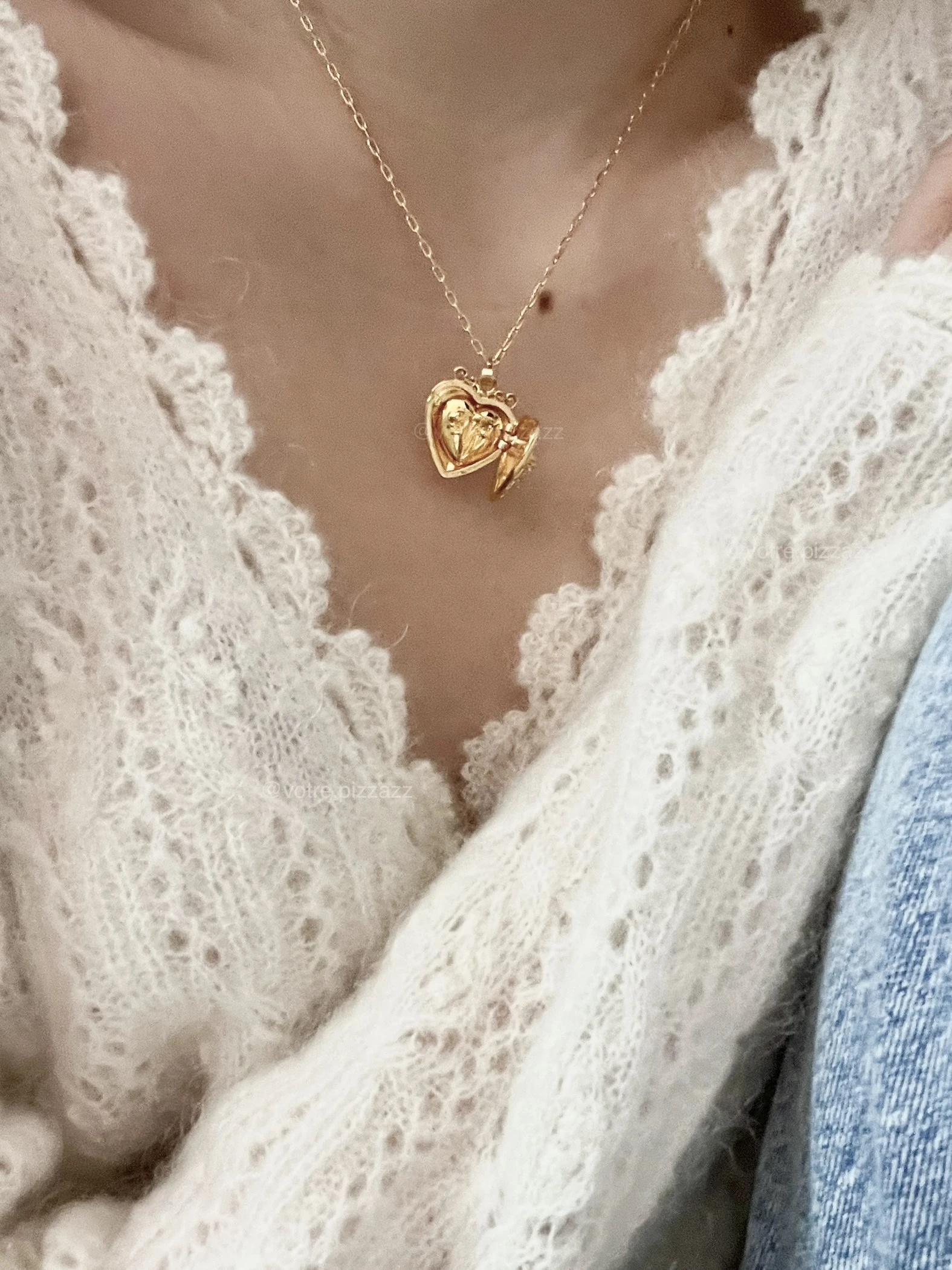 isabela locket necklace