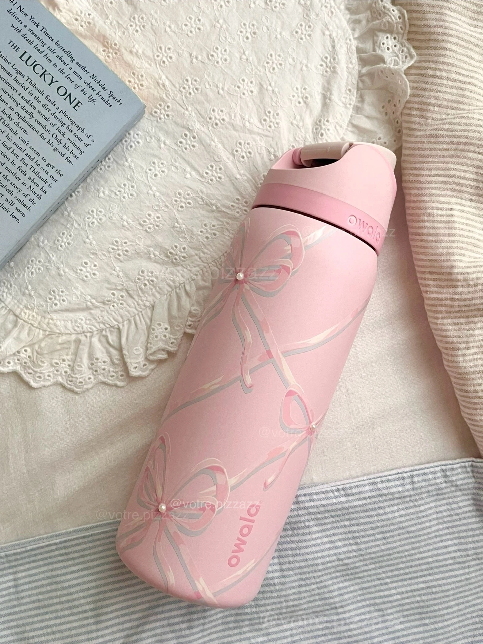 freesip 32 oz water bottle