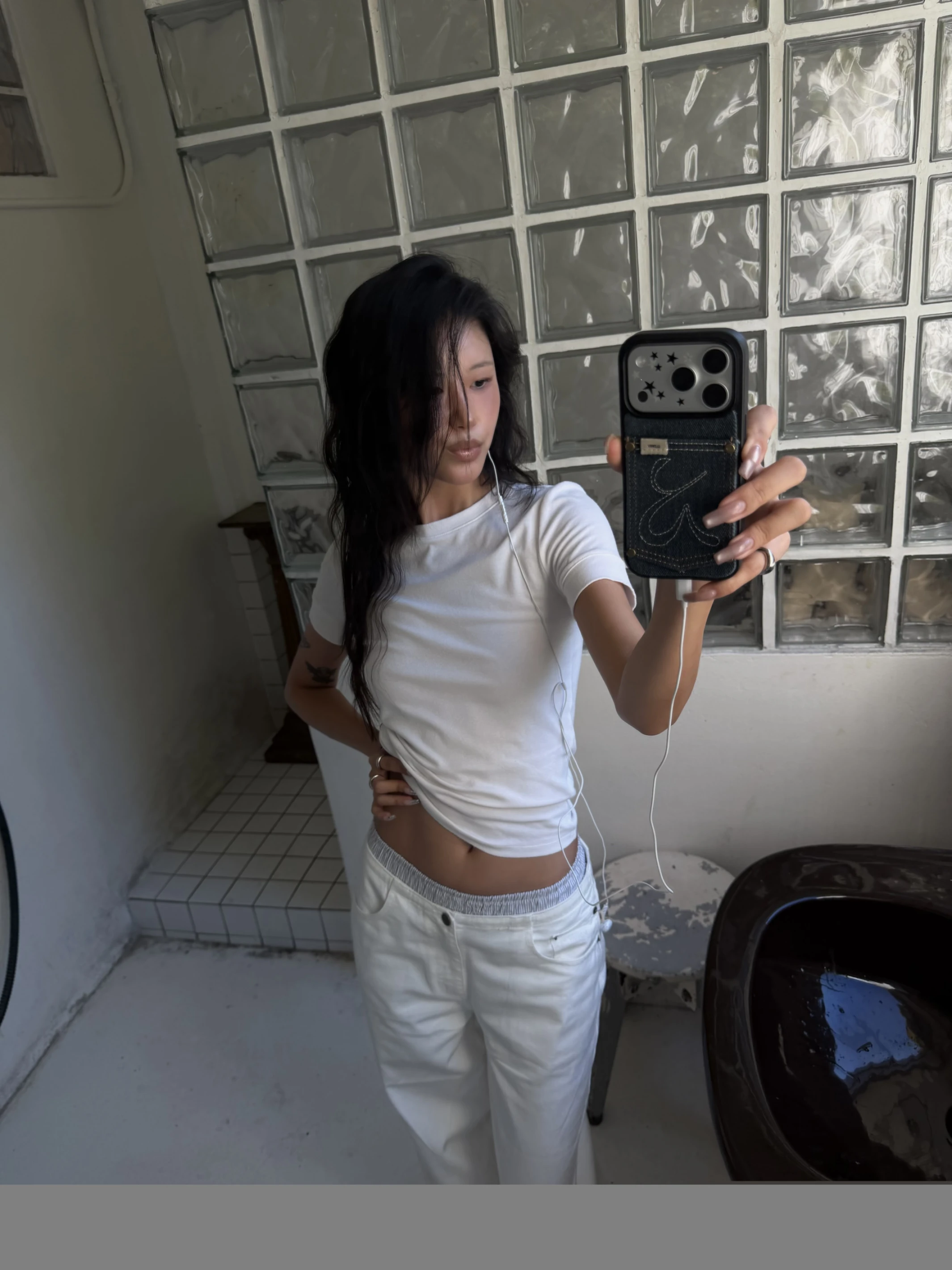 G pocket case