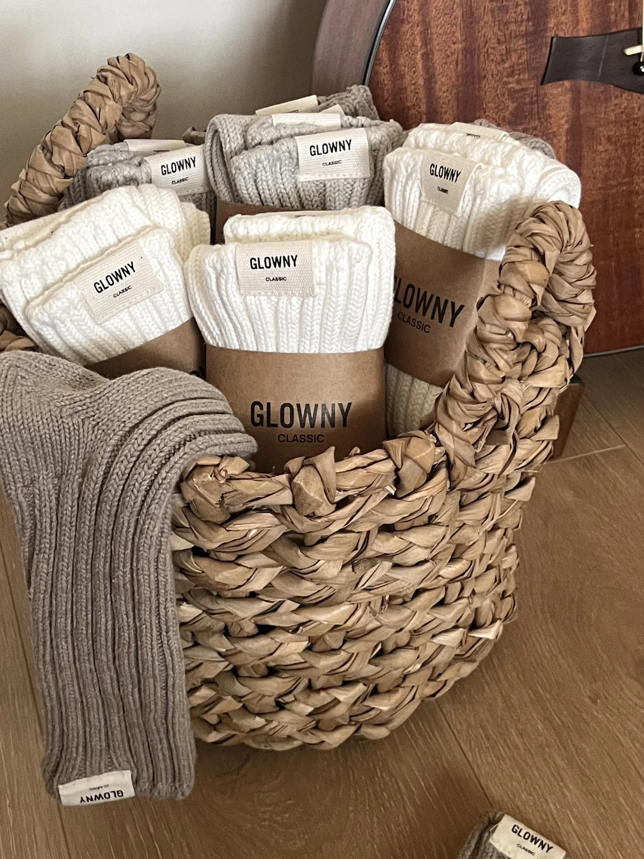 G cozy socks