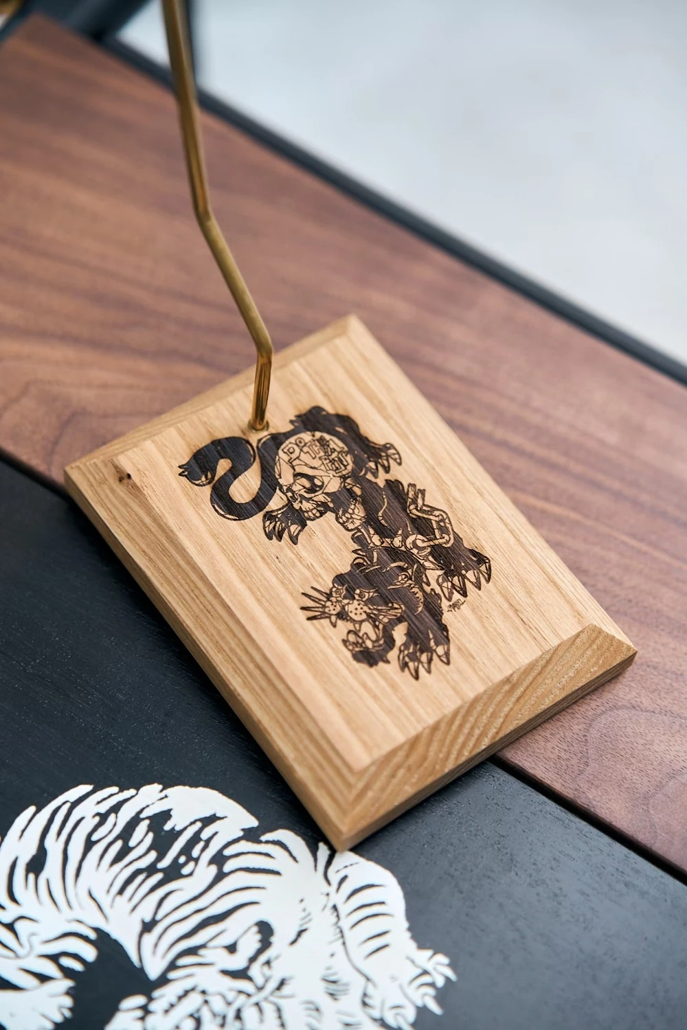 TETSUZAN 【NARU Design】雕刻實木黃銅燈座