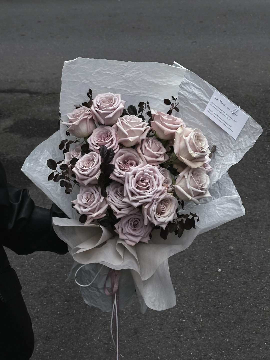 曼塔灰粉玫瑰花束 Menta Dusty Pink Rose
