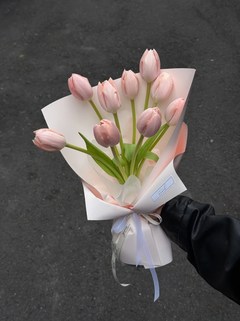 水蜜桃杏粉鬱金香花束 Peach Blush Tulips Bouquet