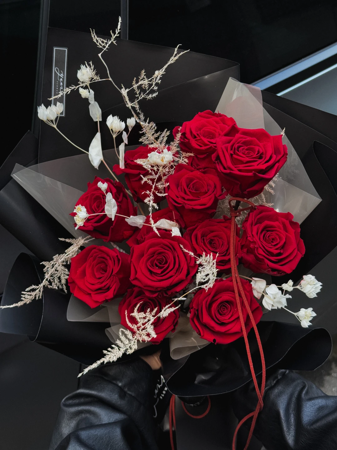 韓式酒紅玫瑰永生花束 Dark Red Rose