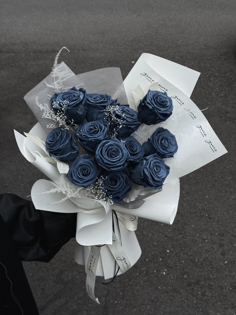 馬爾他藍玫瑰永生花束 Midnight blue Preserved Rose