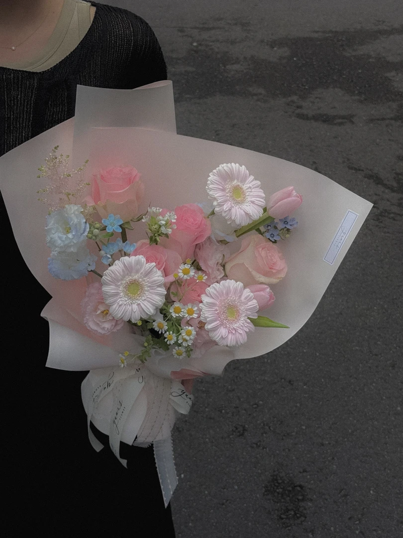 當週鮮花・粉色系花束 Weekly Fresh Designer Bouquet