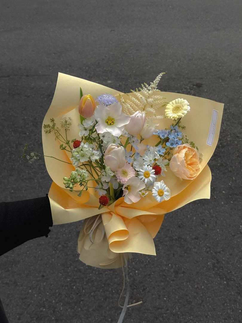 當週鮮花・繽紛黃橘色花束 Weekly Fresh Designer Bouquet