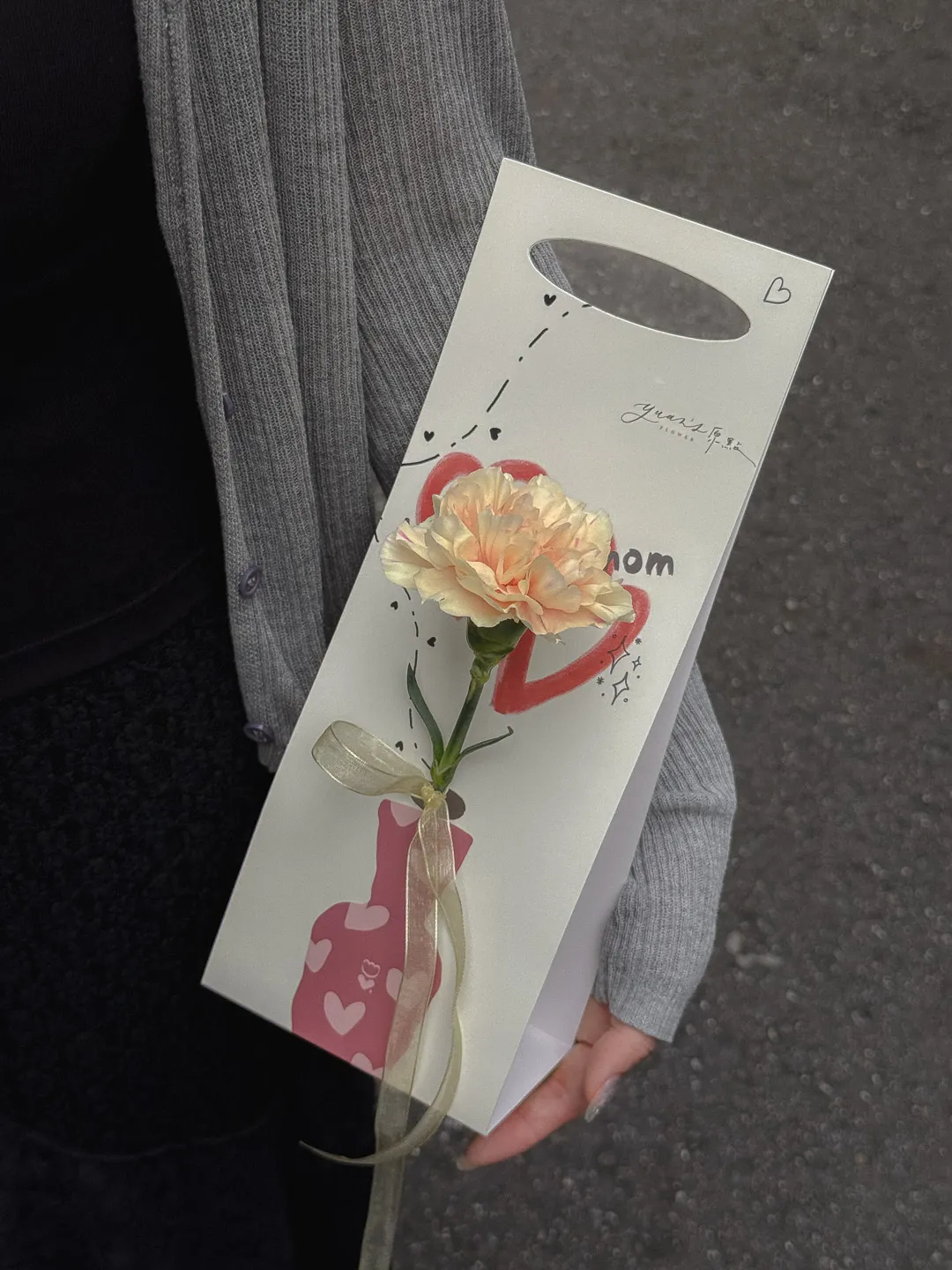 Merci Petite 康乃馨手提花瓶卡