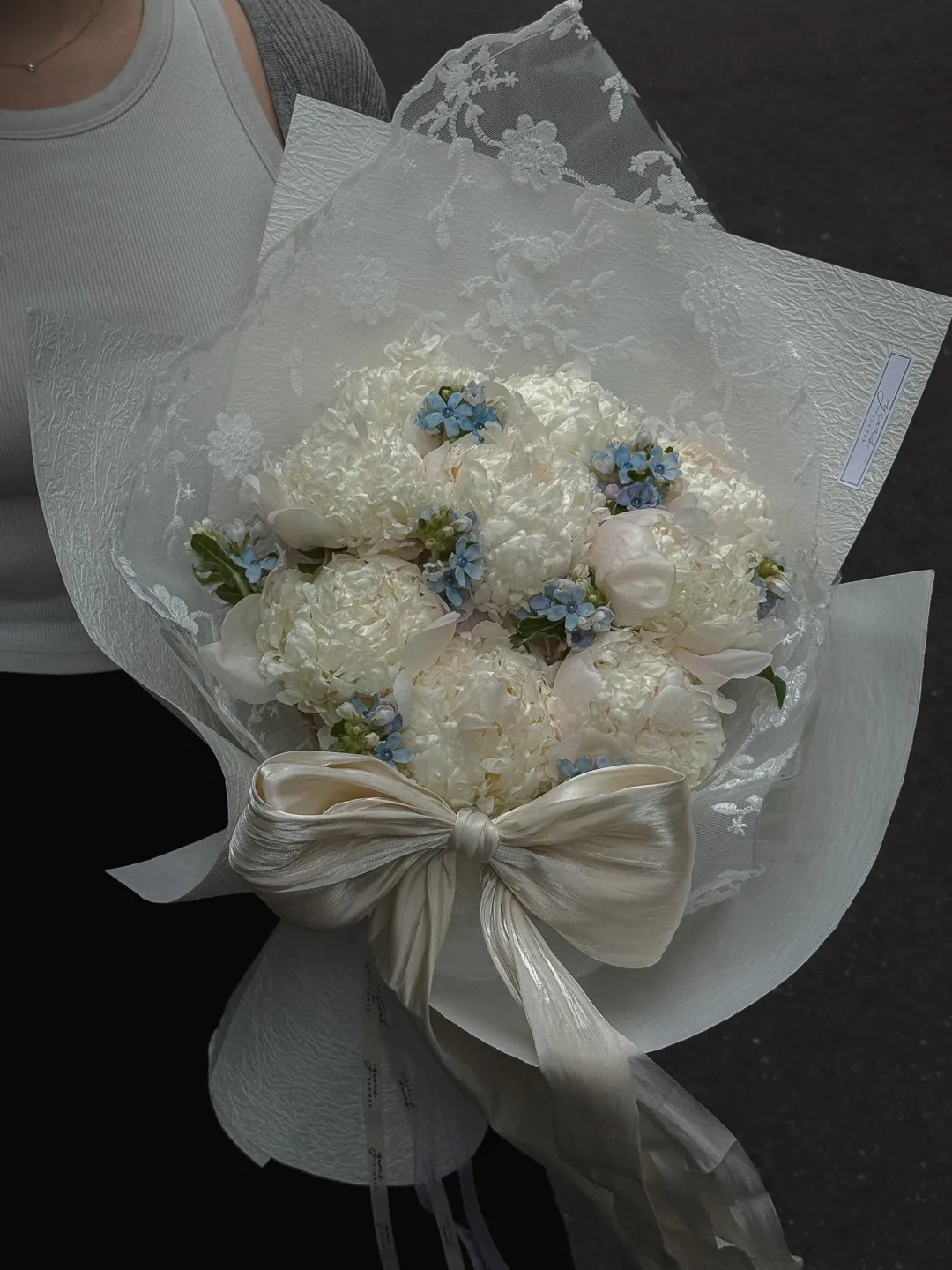 Pure Muse 白芍藥法式蕾絲花束