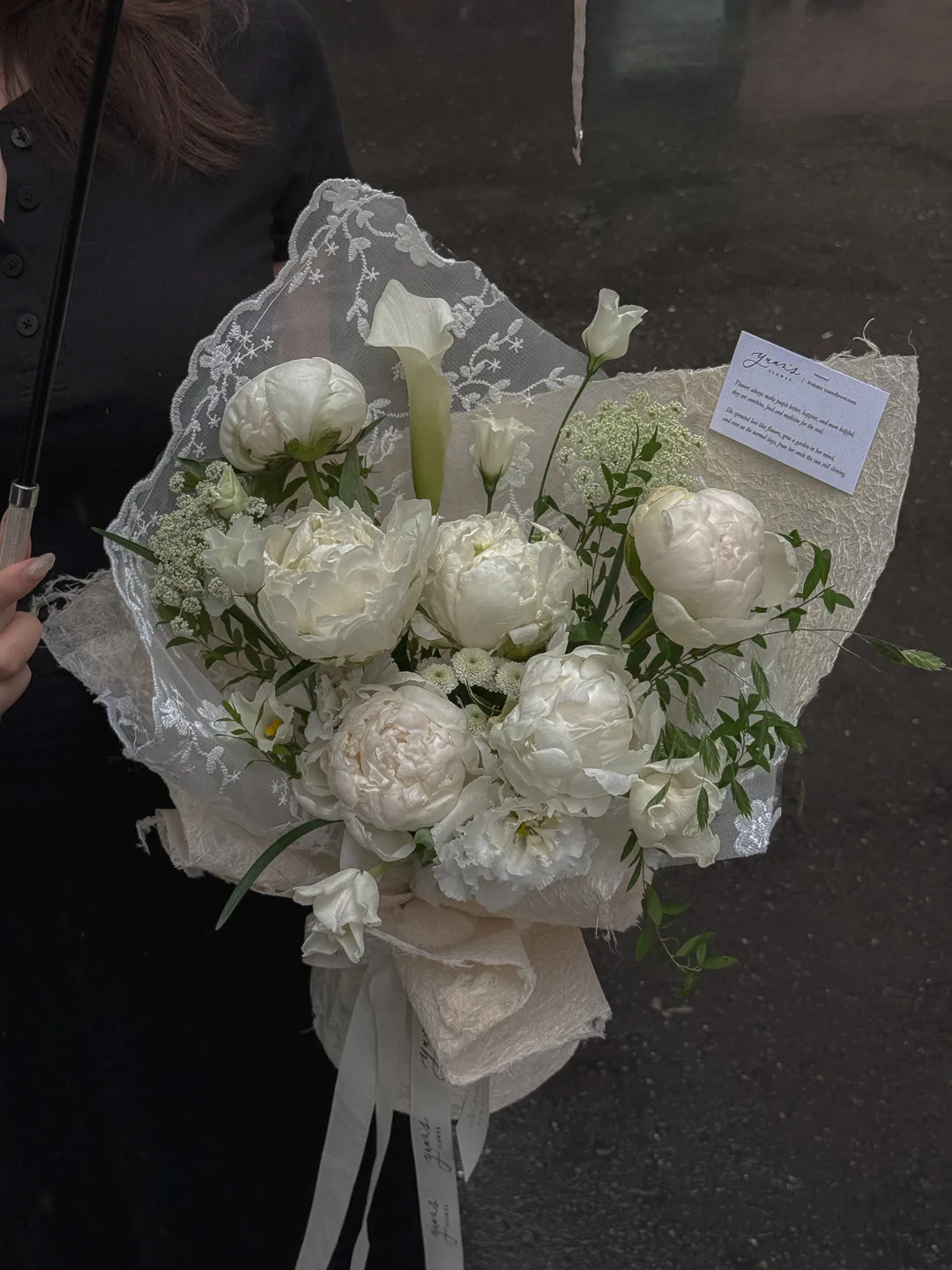 Pure Muse 白芍藥法式蕾絲花束