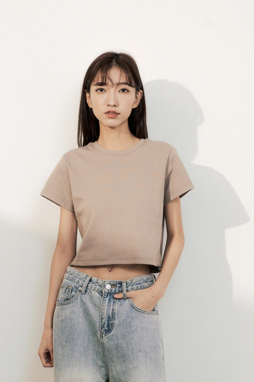 女短版雲朵TEE