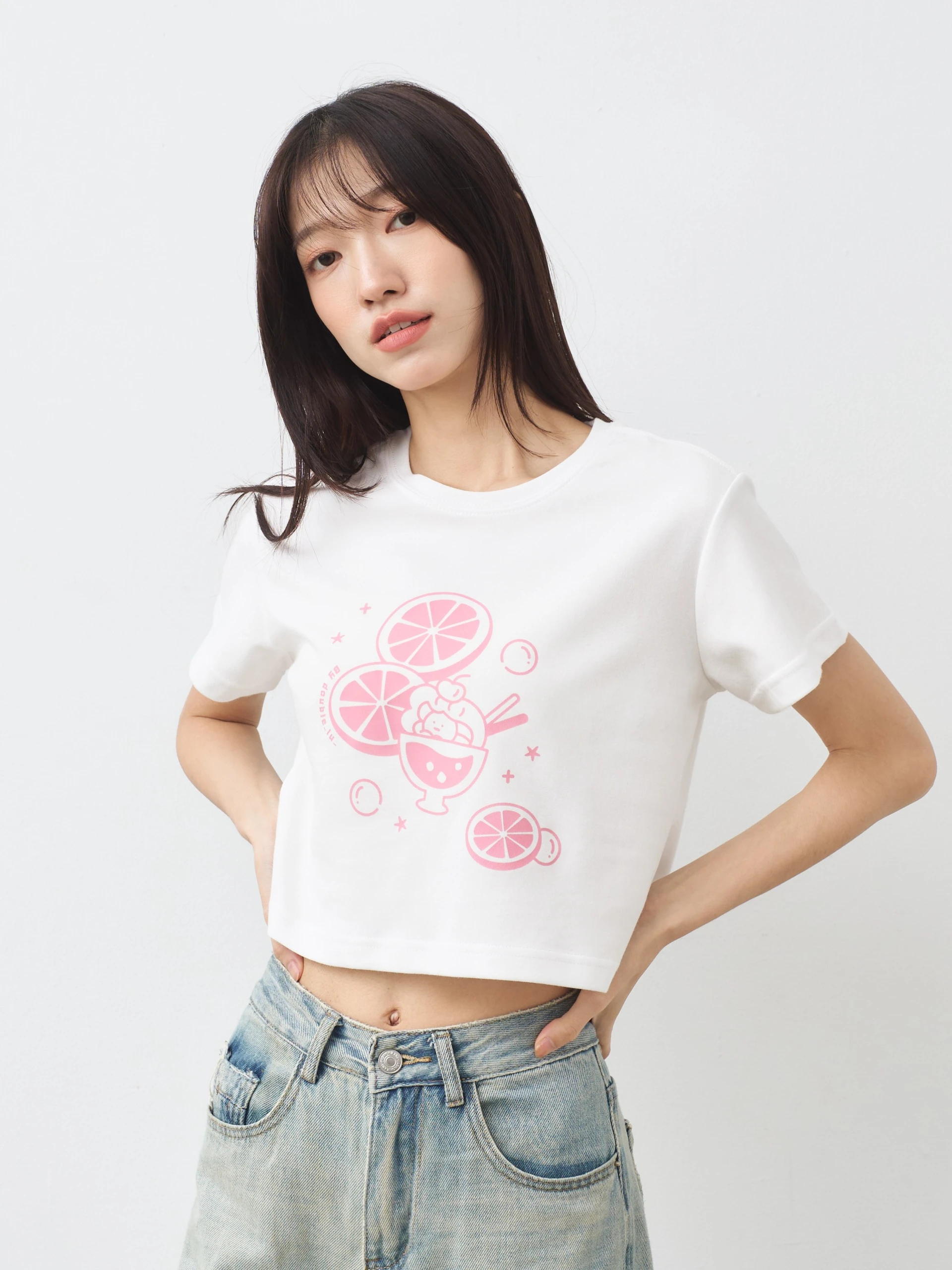 阿貝清爽水果 女短版雲朵TEE