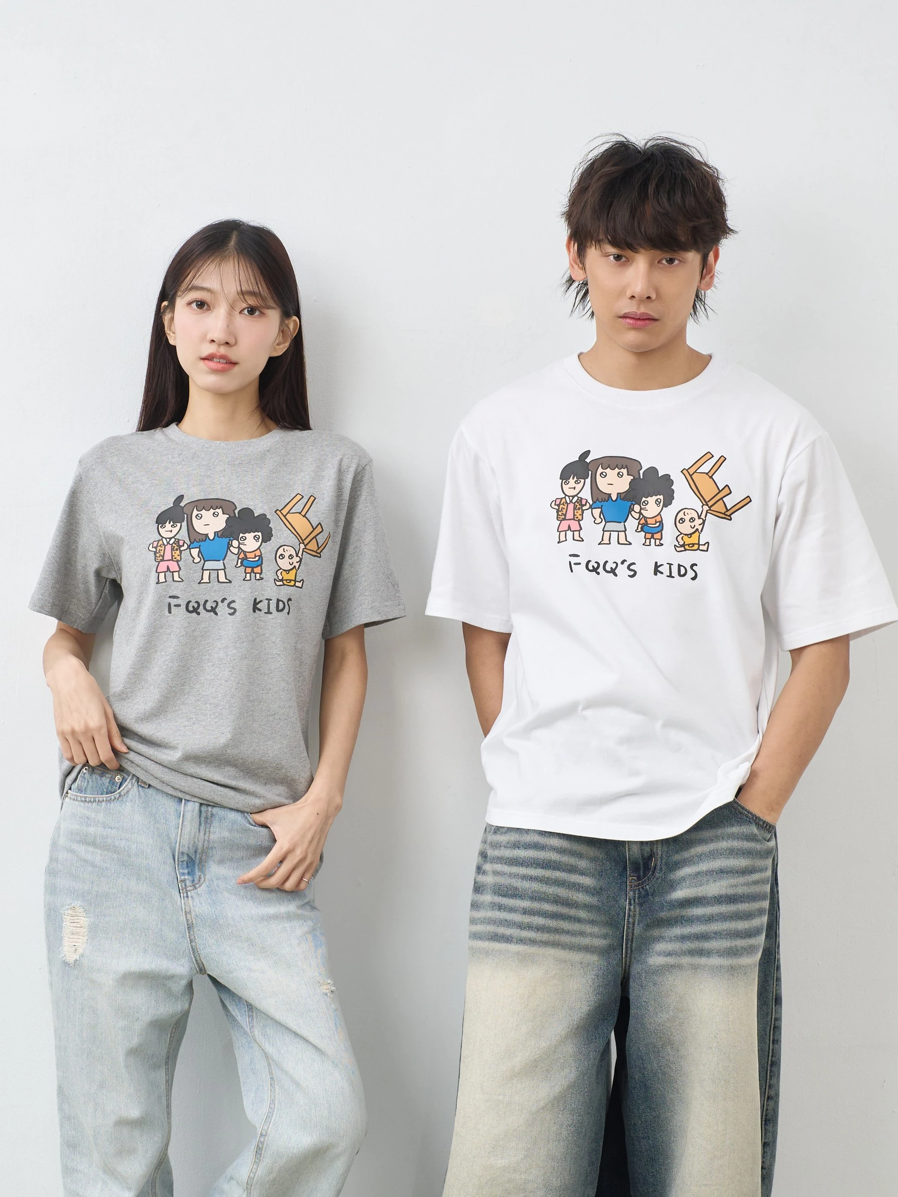 四隻小孩T 中性經典純棉TEE