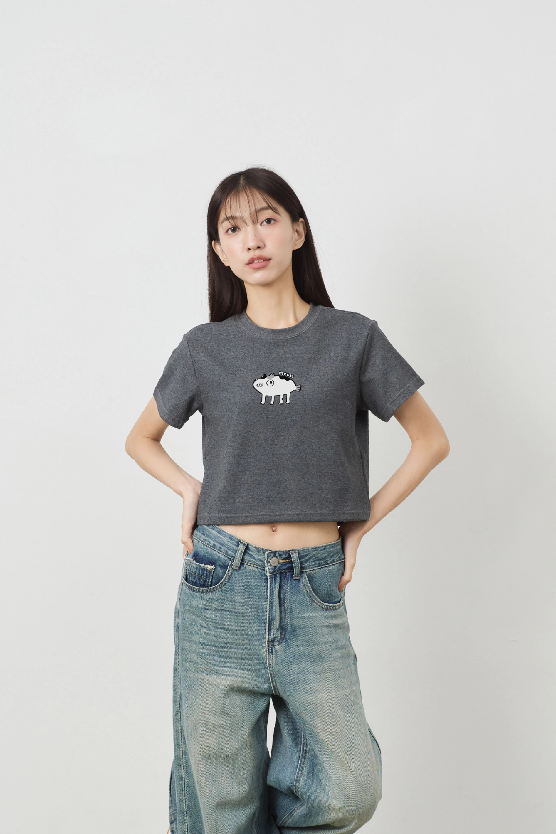 魚腳meow 女短版雲朵TEE(麻花)