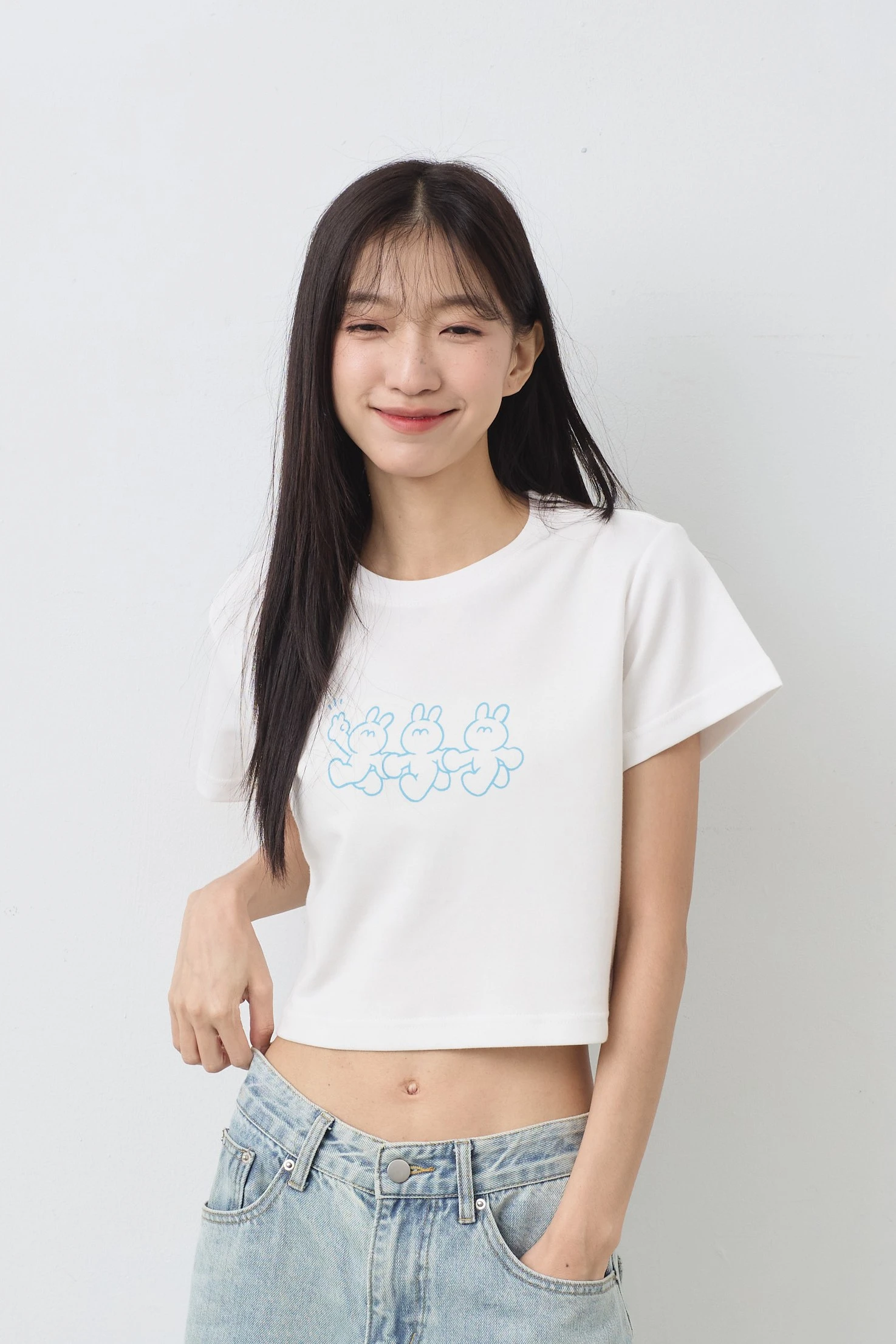 開心牽手兔  女短版雲朵TEE