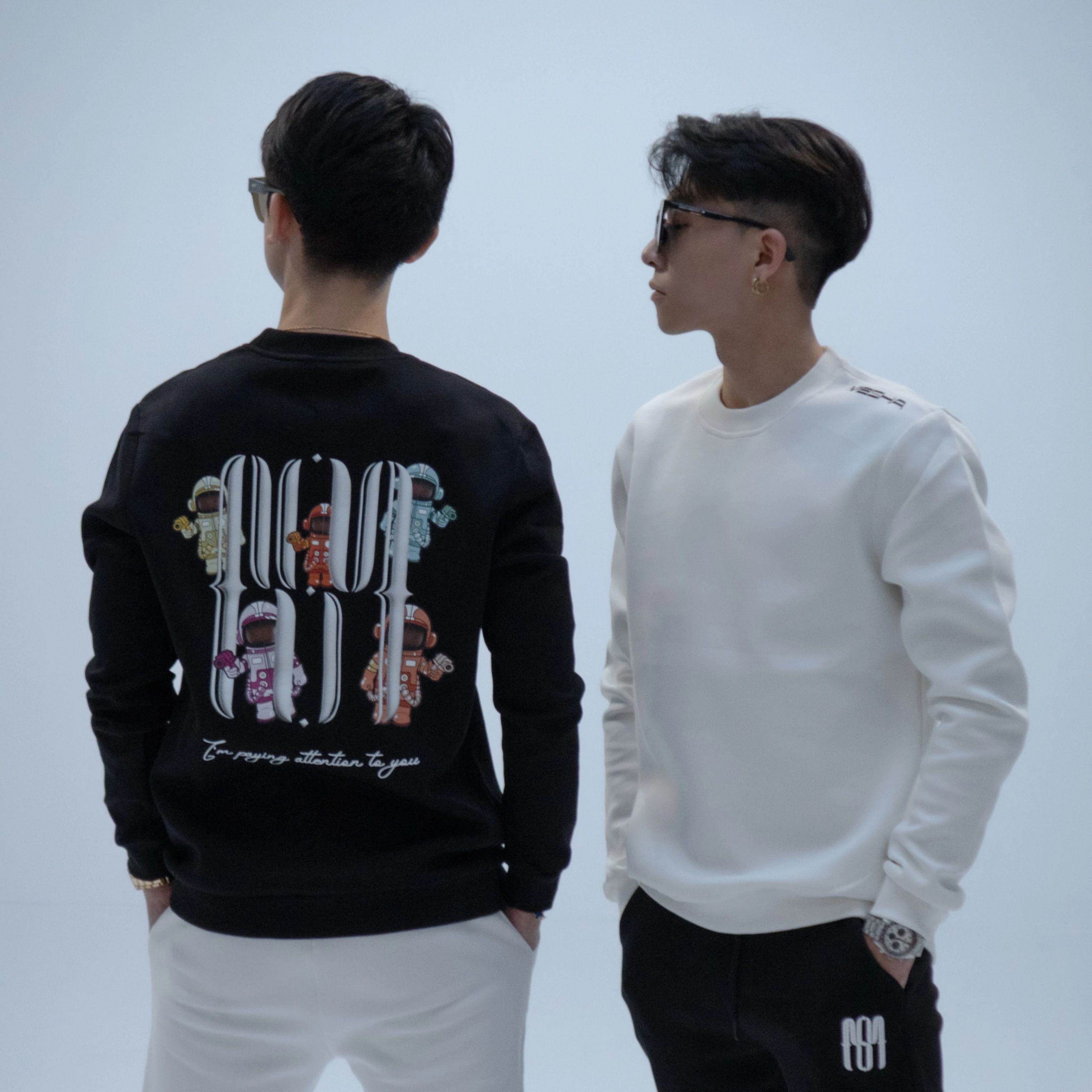 【MESHA】宇航員｜大學T(2色)