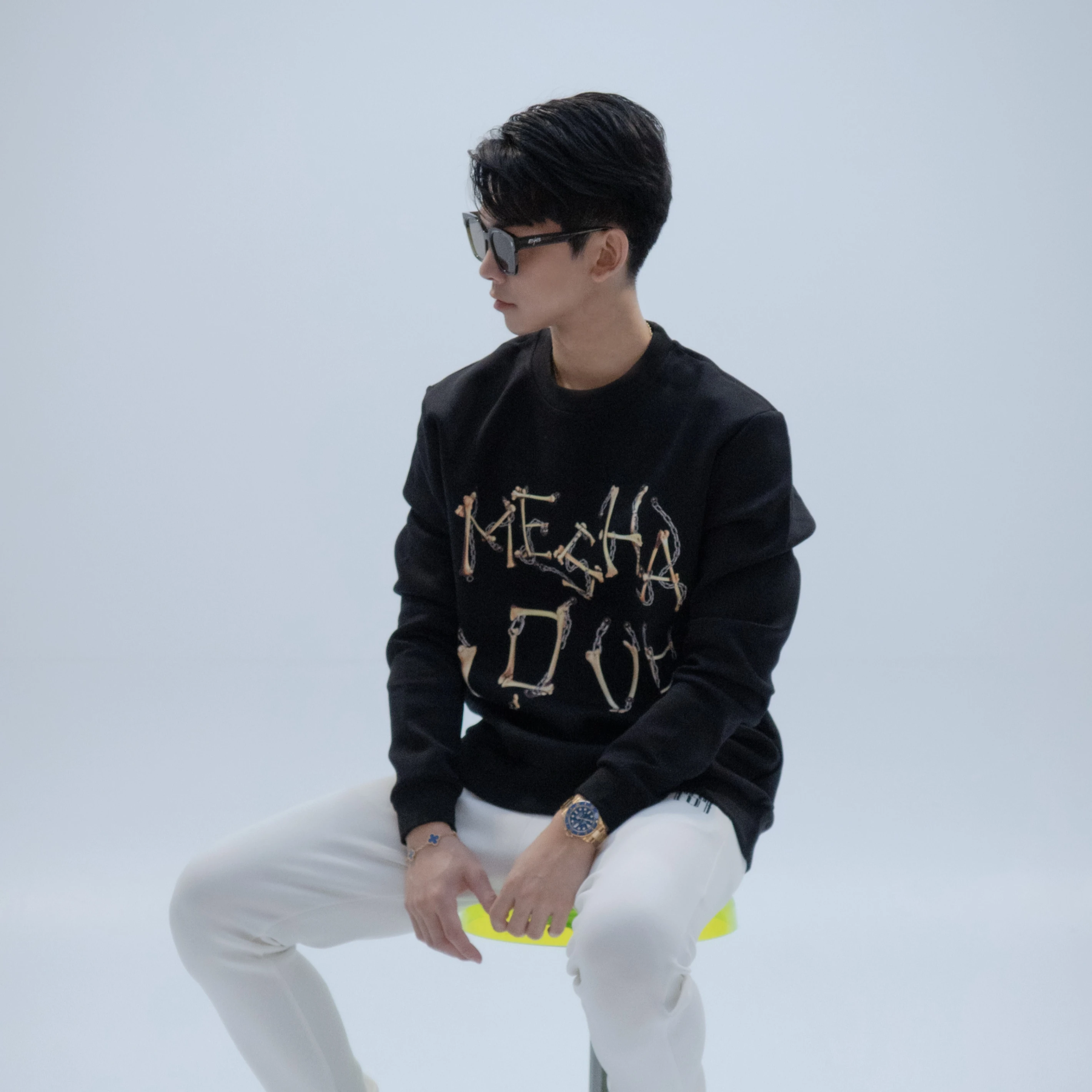 【MESHA】哥德骨金鏈｜大學T(2色)