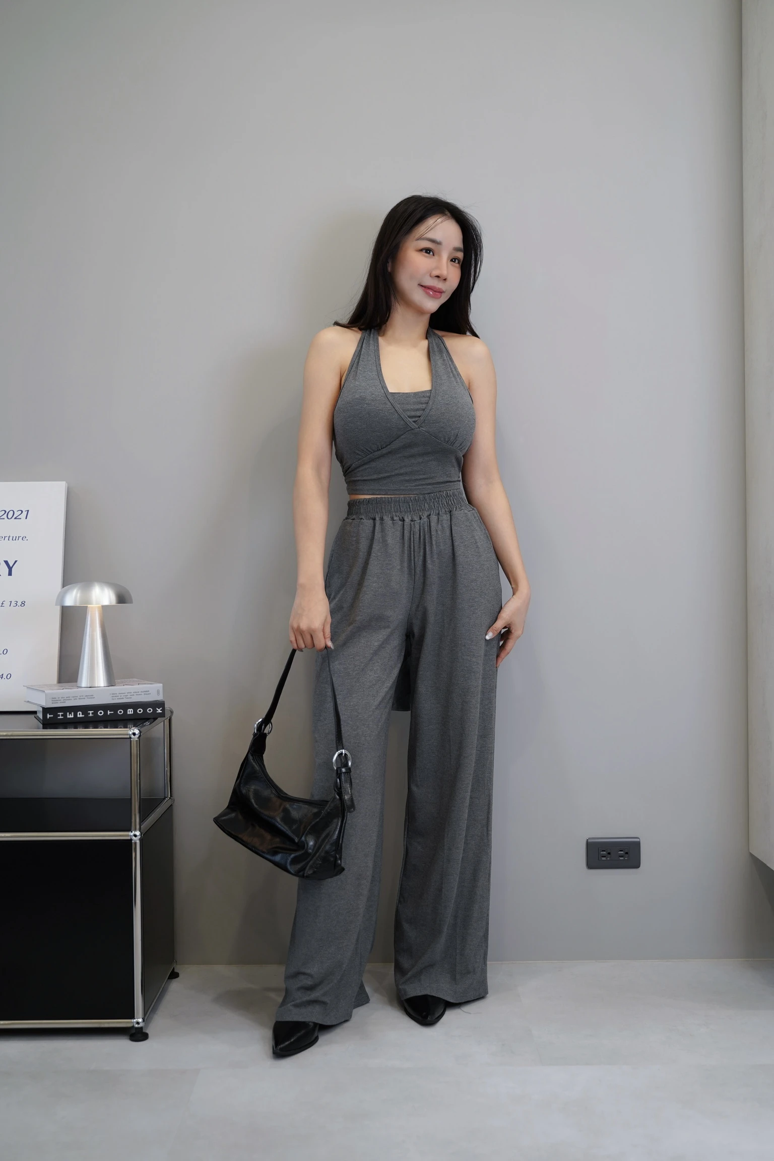 質感甜辣·女神掛脖綁帶背心 + 抽繩綁帶棉長褲套裝 //2色