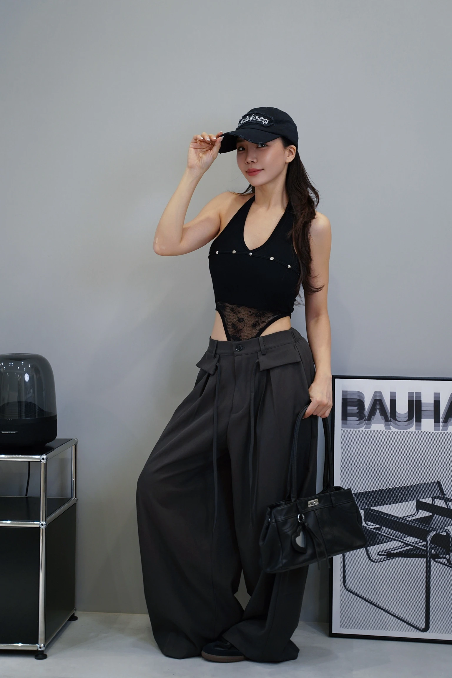 個性辣妹🕶️鉚釘拼接蕾絲罩杯連體衣 //2色