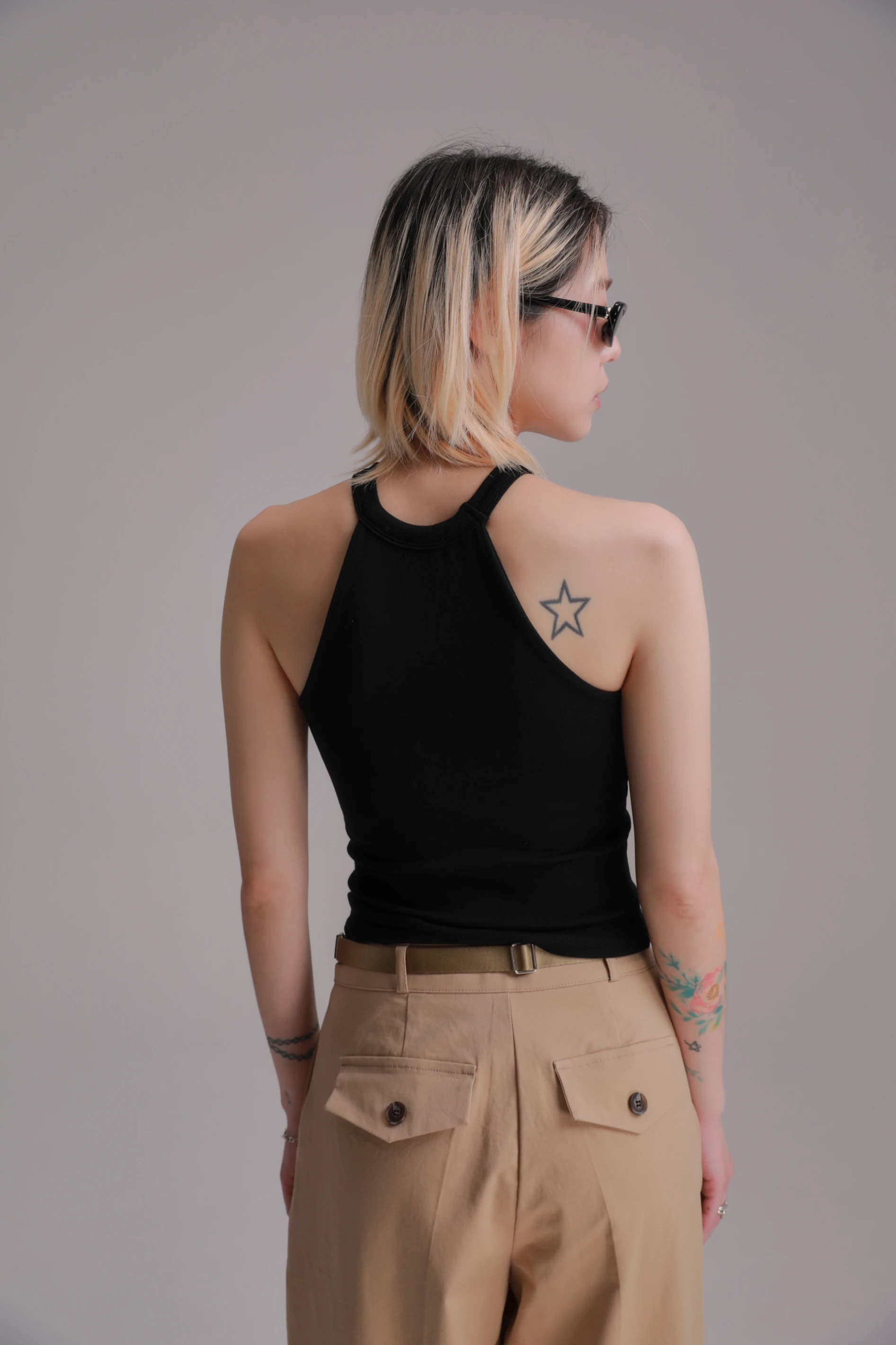現｜削肩Bra Top