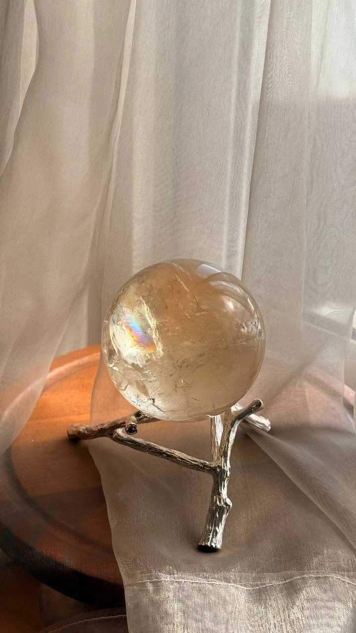 黃水晶球