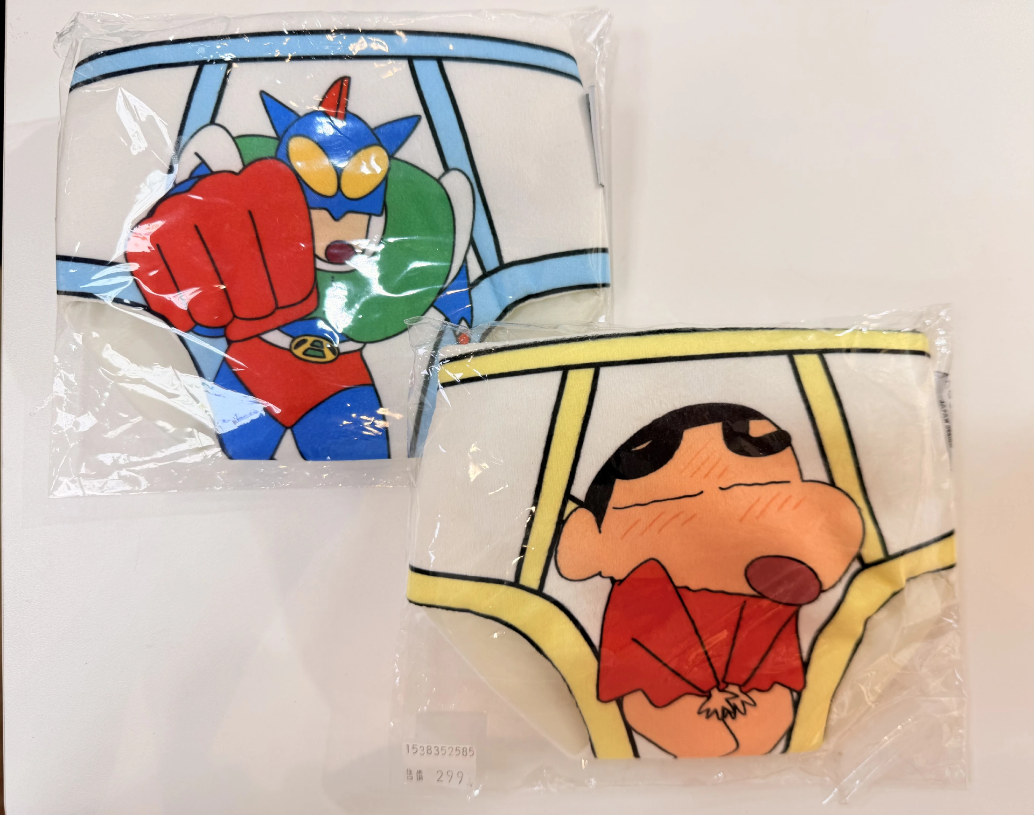 蠟筆小新內褲藏食響指玩具