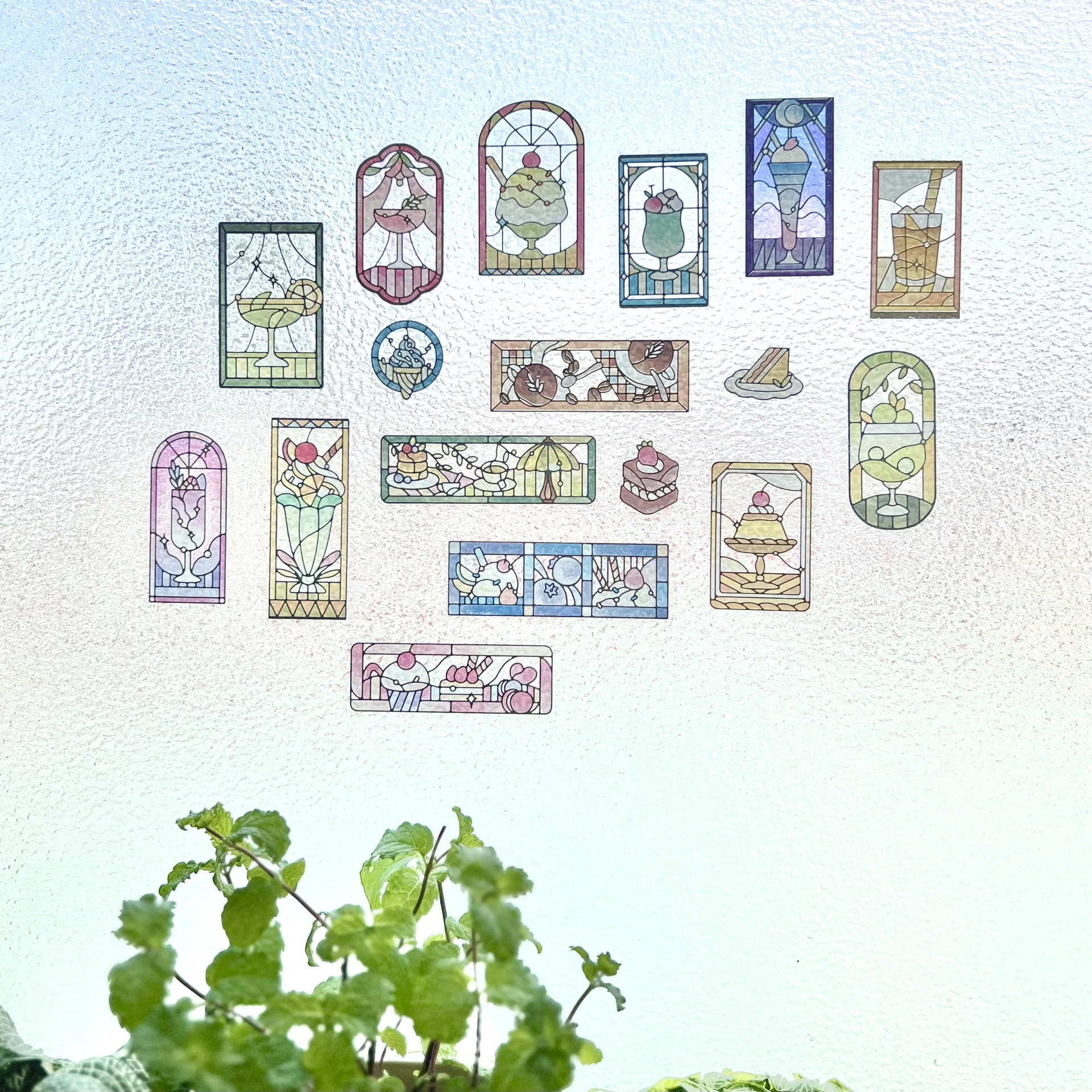 BGM｜喫茶店的彩繪玻璃片狀貼紙包