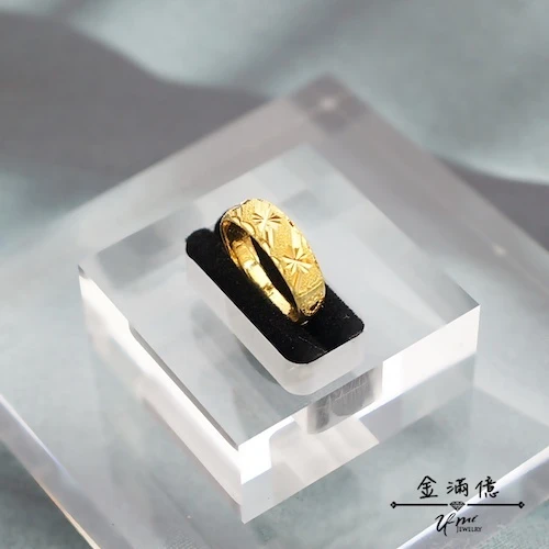 刻花斜紋鑽砂（男款）黃金戒指 - 男生戒指
