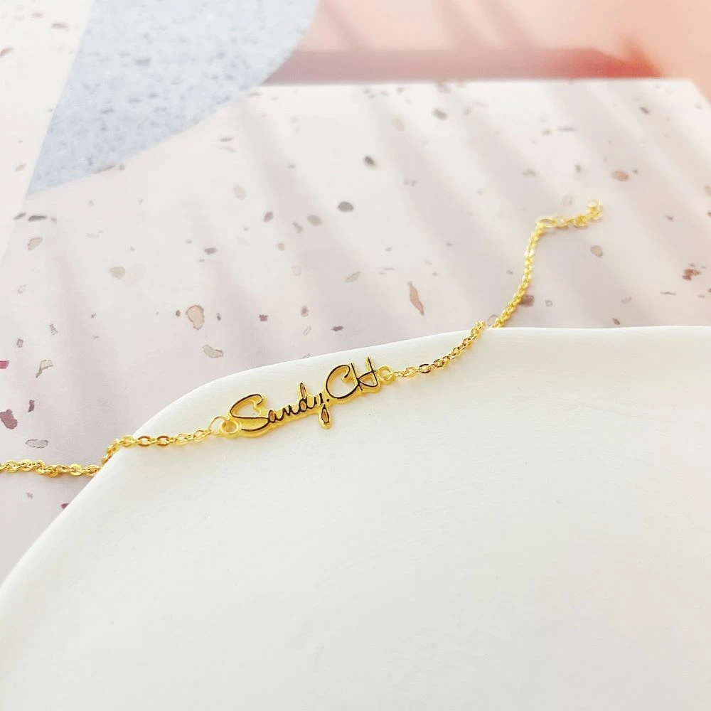 黃金手鍊」該去銀樓買比較好，還是百貨專櫃？ |