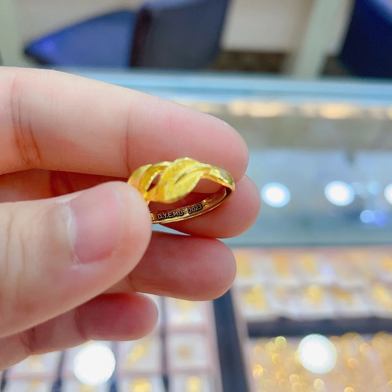 黃金戒指 雷射刻字