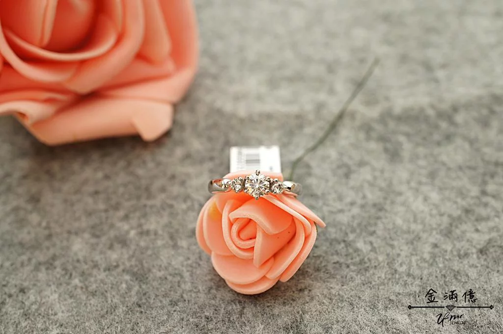 鑽石戒指-典雅婚戒-求婚結婚鑽戒_01